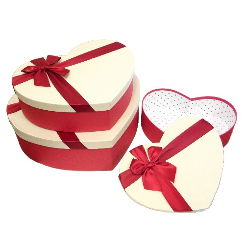 Set of 3 Red Ivory Heart Shaped Hat Box with Ribbon Bow - Valentines