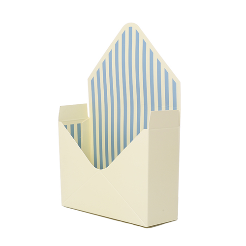 23cm Cardboard Envelope - Cream/Green